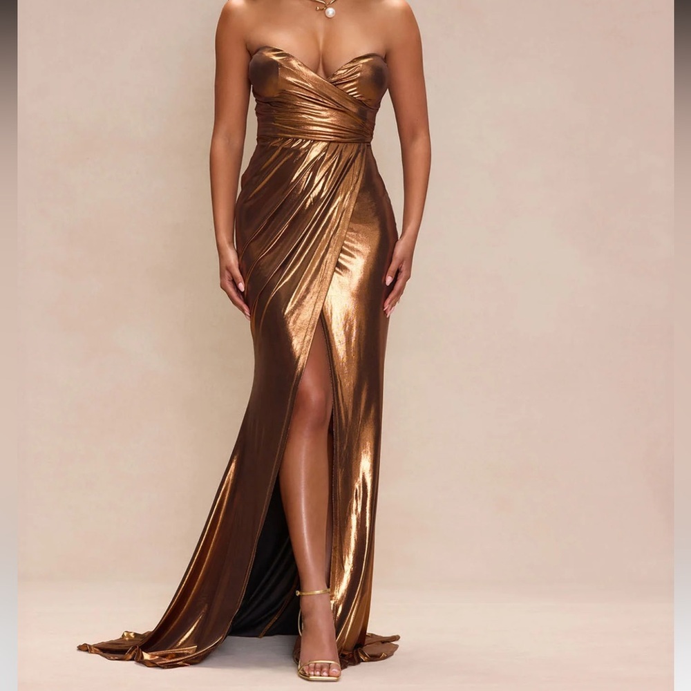 Elegant Metallic Gold Evening Gown